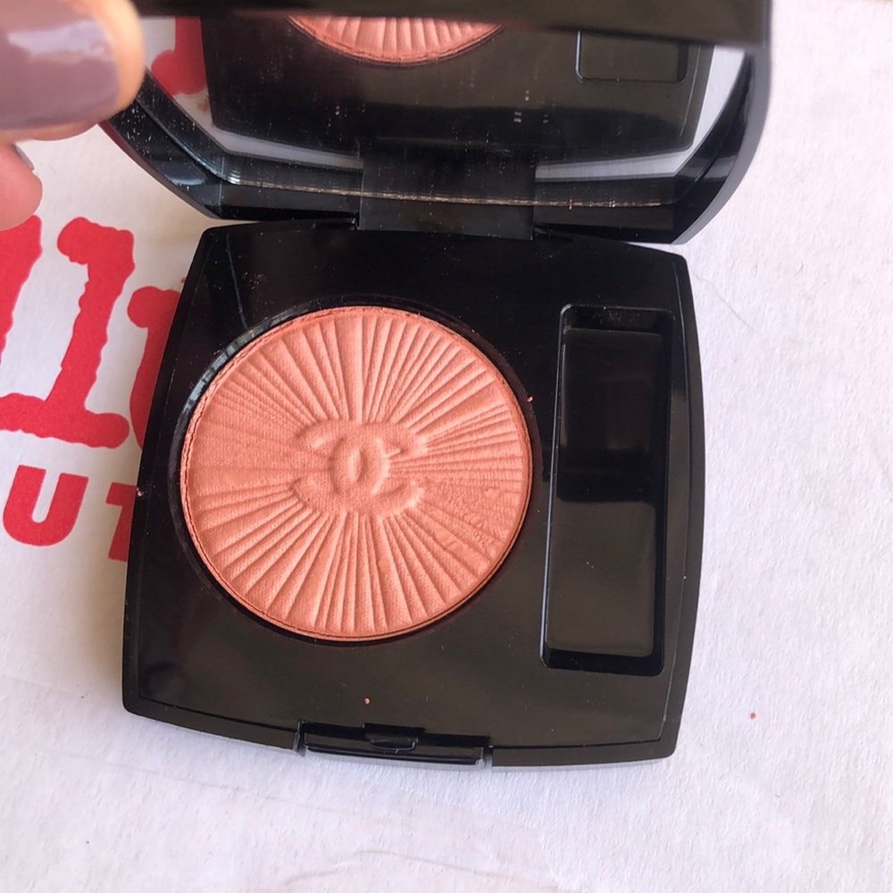 Chanel blush gently used  🔥 like new
